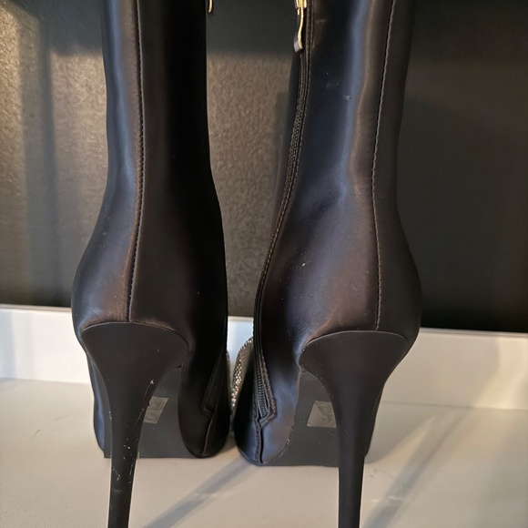 Alezesa Wang Ana Rhinestone Bow Boots | Size 8 - Picture 4 of 7
